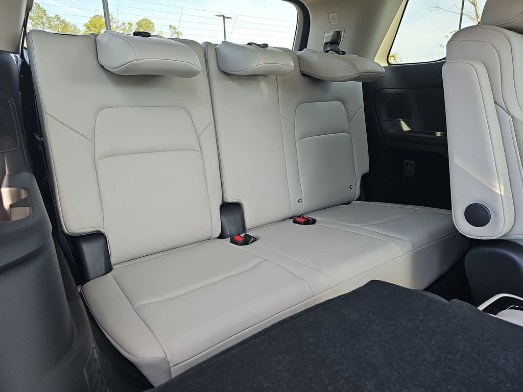 New 2026 Nissan Pathfinder SL w/ SL Premium Package image 15