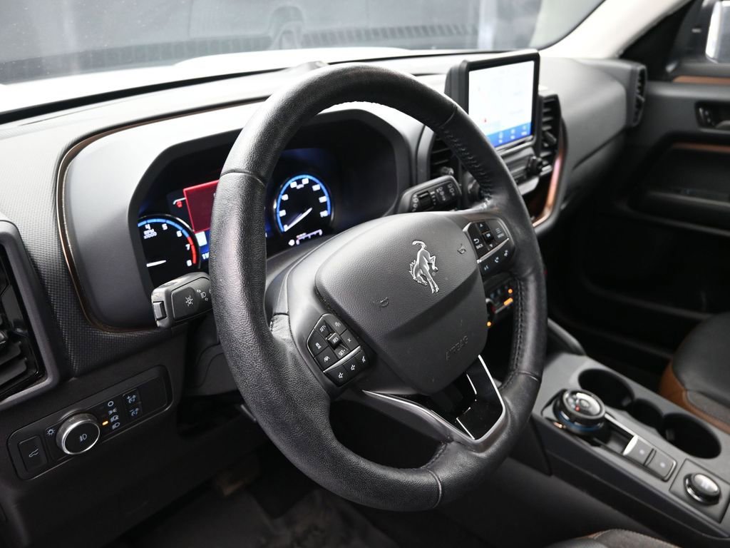 Used 2022 Ford Bronco Sport Outer Banks w/ Tech Package image 12