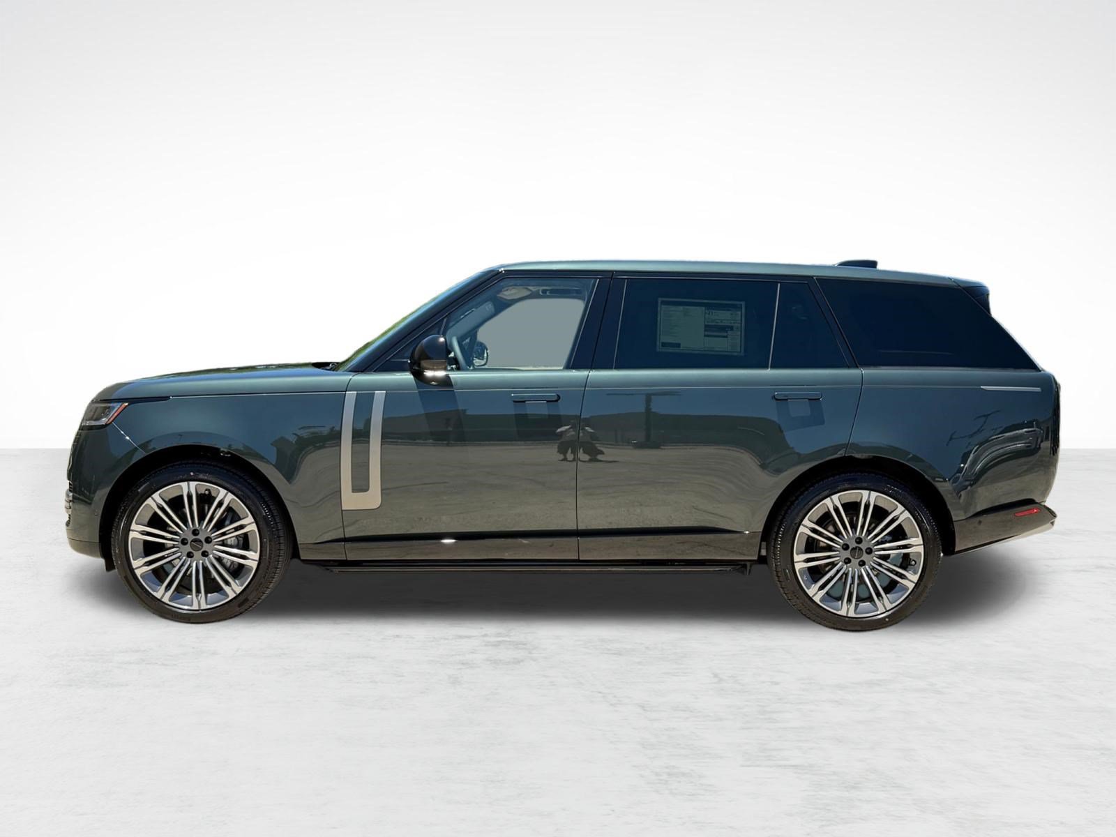 New 2026 Land Rover Range Rover Long Wheelbase SE AWD/4WD image 2