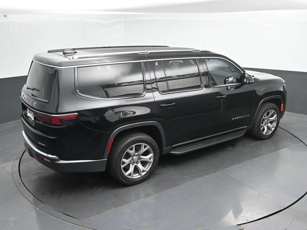 Used 2022 Jeep Wagoneer Series II AWD/4WD image 30