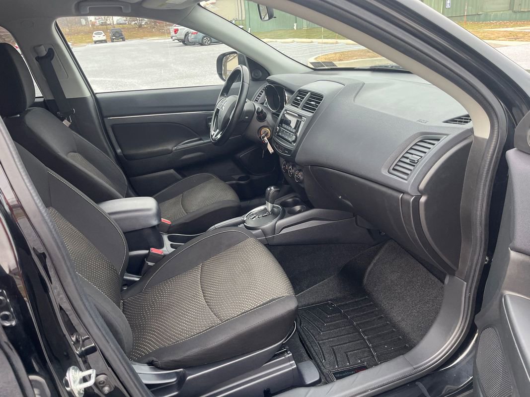 Used 2016 Mitsubishi Outlander Sport ES image 23