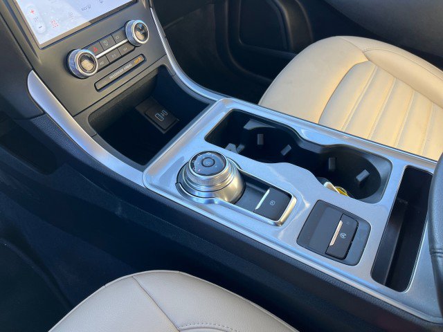 Used 2024 Ford Edge SEL w/ Convenience Package image 20