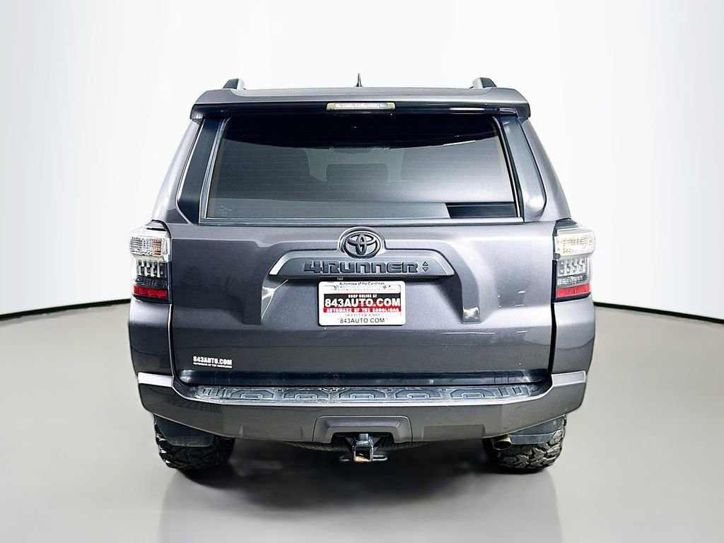 Used 2021 Toyota 4Runner SR5 Premium w/ Moonroof Package RWD image 6