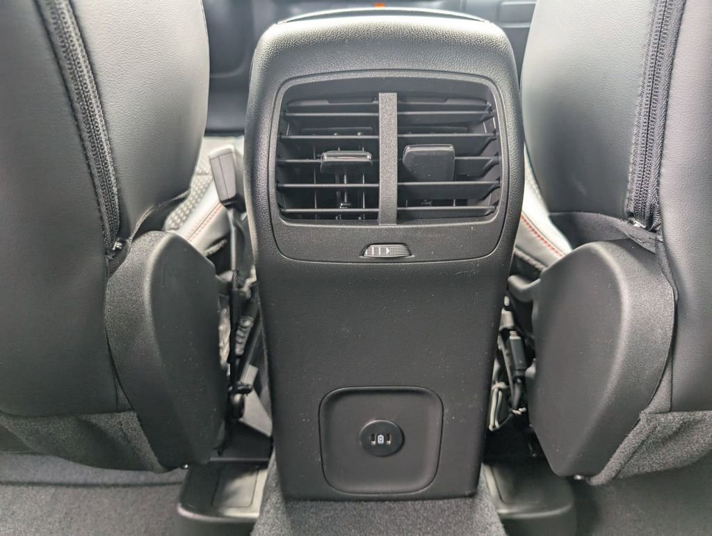 New 2026 Ford Escape ST-Line w/ Cold Weather Package image 39