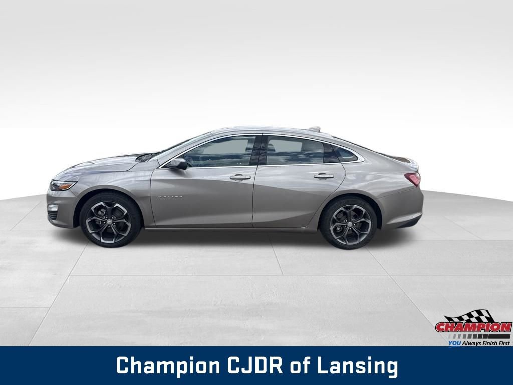 Used 2022 Chevrolet Malibu LT FWD image 35