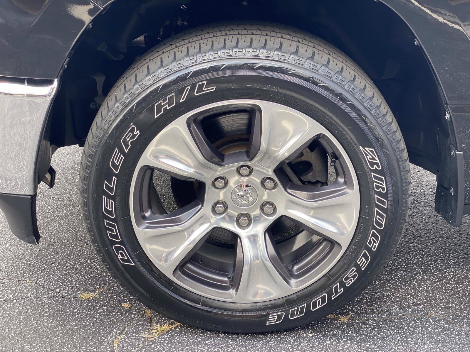 Used 2023 RAM 1500 Laramie AWD/4WD image 13