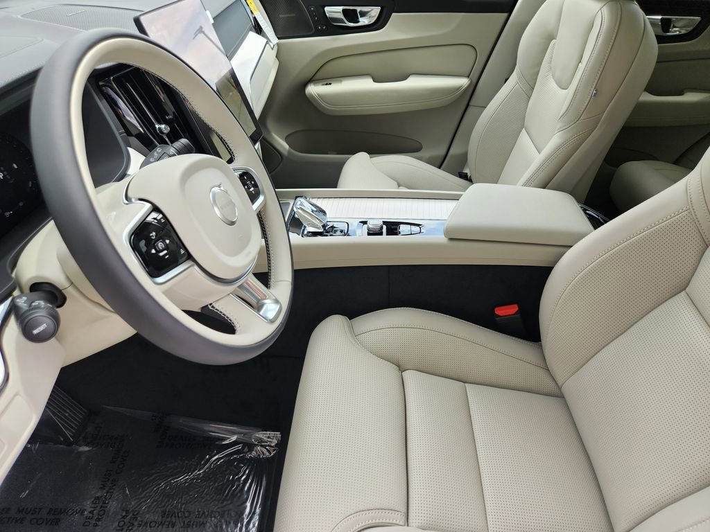 New 2026 Volvo XC60 B5 Ultra w/ Climate Package AWD/4WD image 4