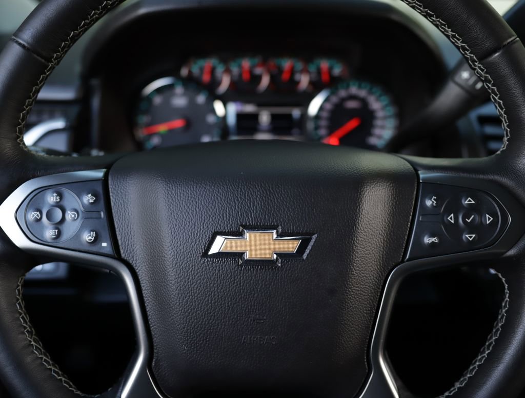 Used 2020 Chevrolet Tahoe LT w/ Luxury Package AWD/4WD image 11