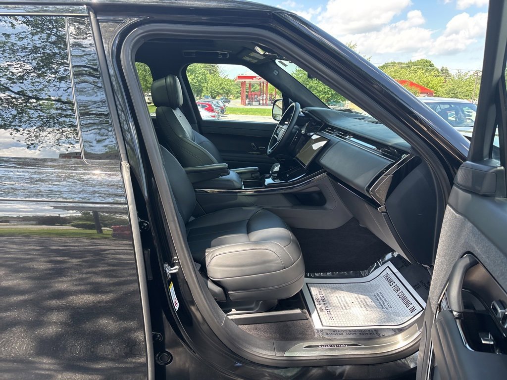 Used 2024 Land Rover Range Rover Sport Autobiography image 46