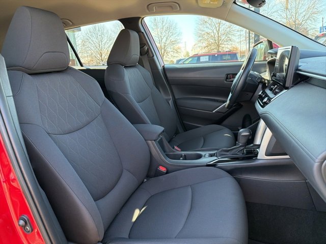 Used 2023 Toyota Corolla Cross LE image 35