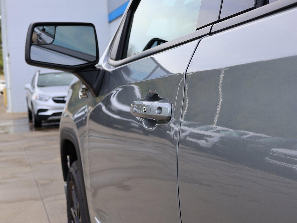 New 2026 GMC Sierra 1500 Elevation image 10