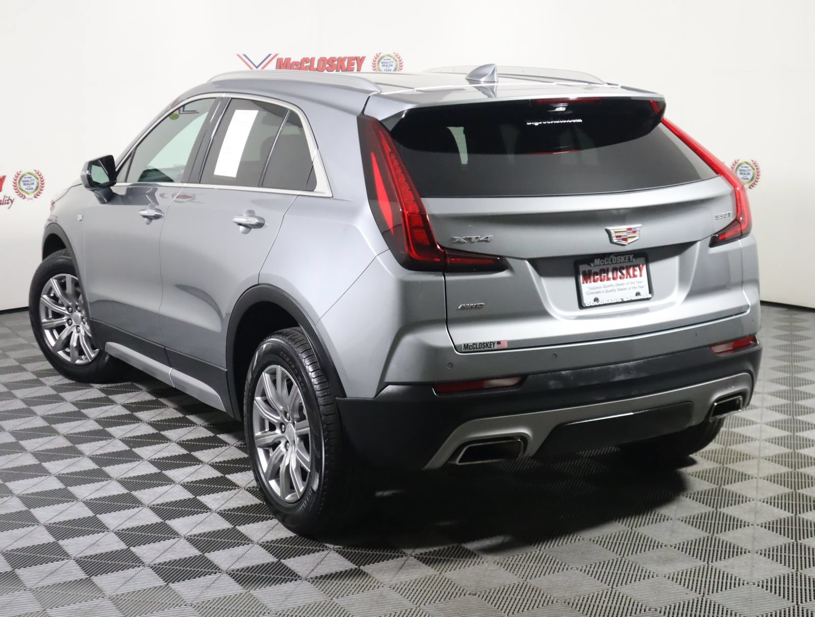 Used 2023 Cadillac XT4 Premium Luxury AWD/4WD image 17