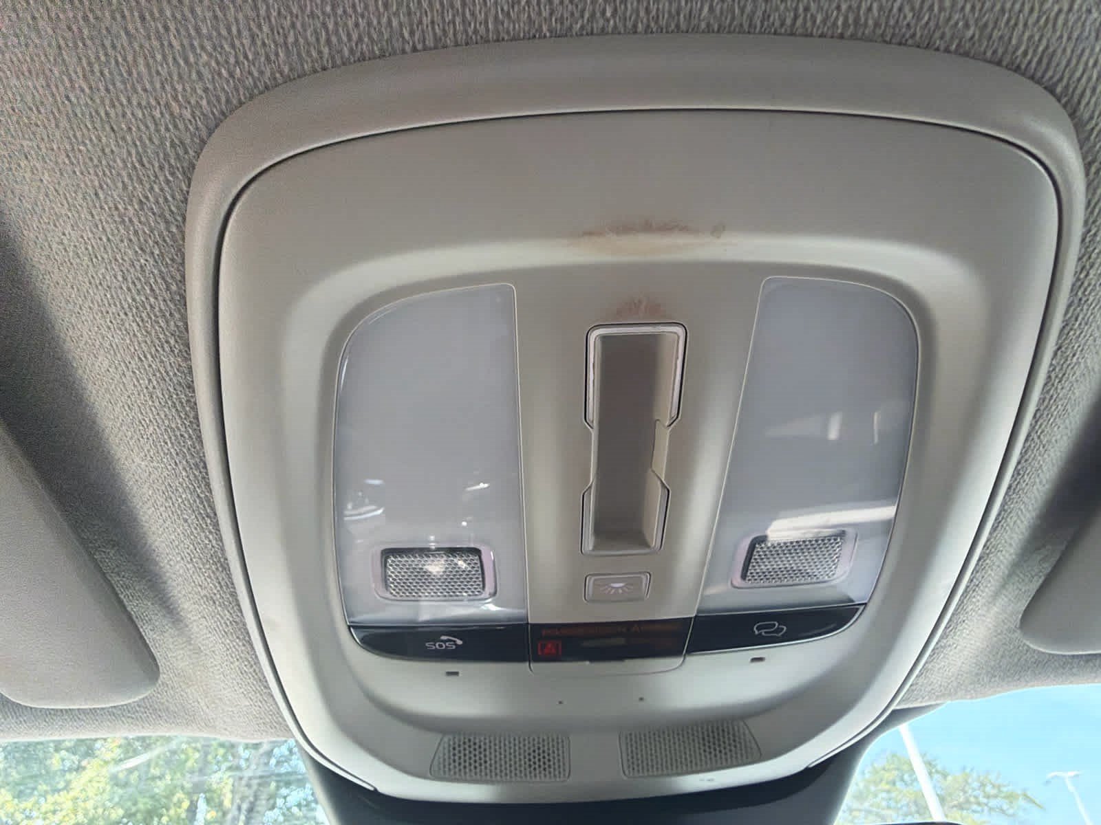 Used 2024 Volvo XC40 B5 Core AWD/4WD image 35