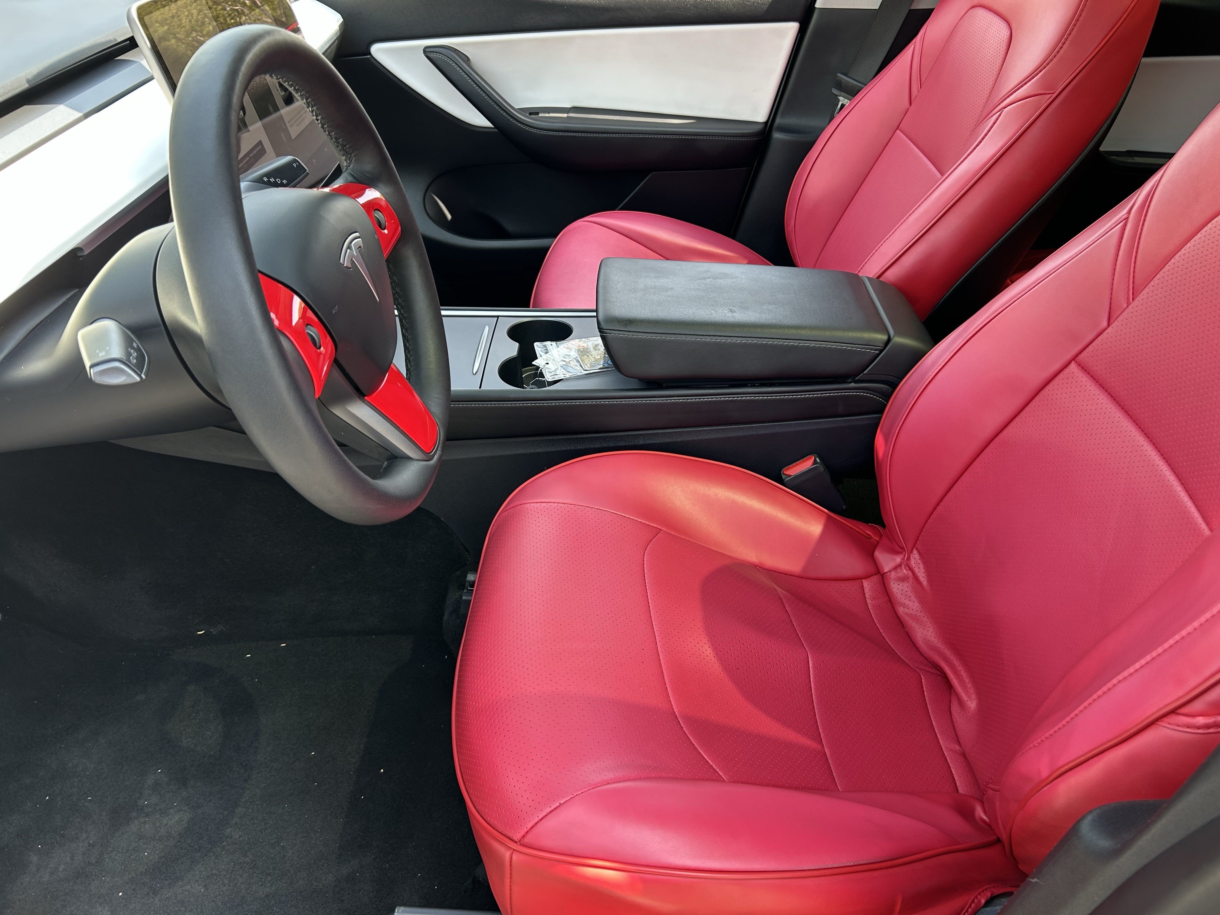 Used 2021 Tesla Model Y Long Range AWD/4WD image 16