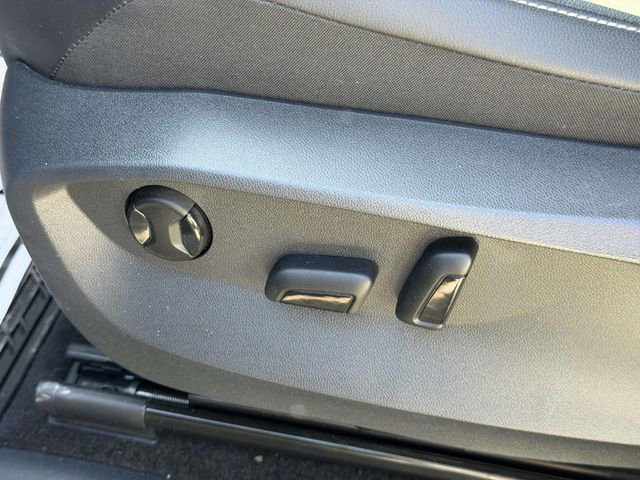 Certified 2023 Volkswagen Tiguan SE FWD image 20