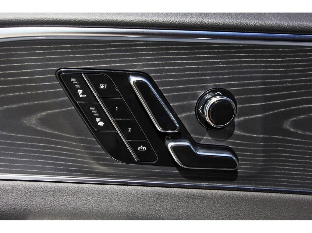 New 2026 Cadillac Lyriq Sport image 21