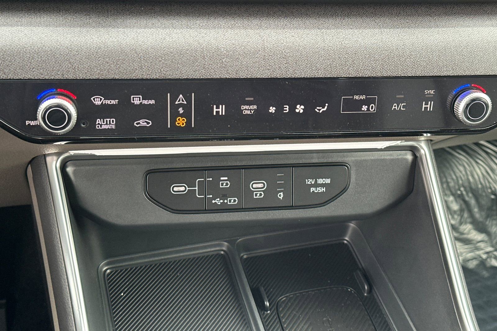 New 2026 Kia Carnival SX image 22