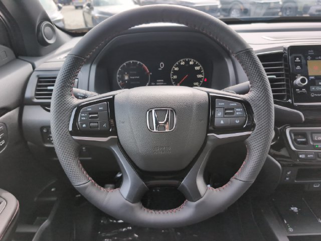 New 2026 Honda Ridgeline Black Edition image 18