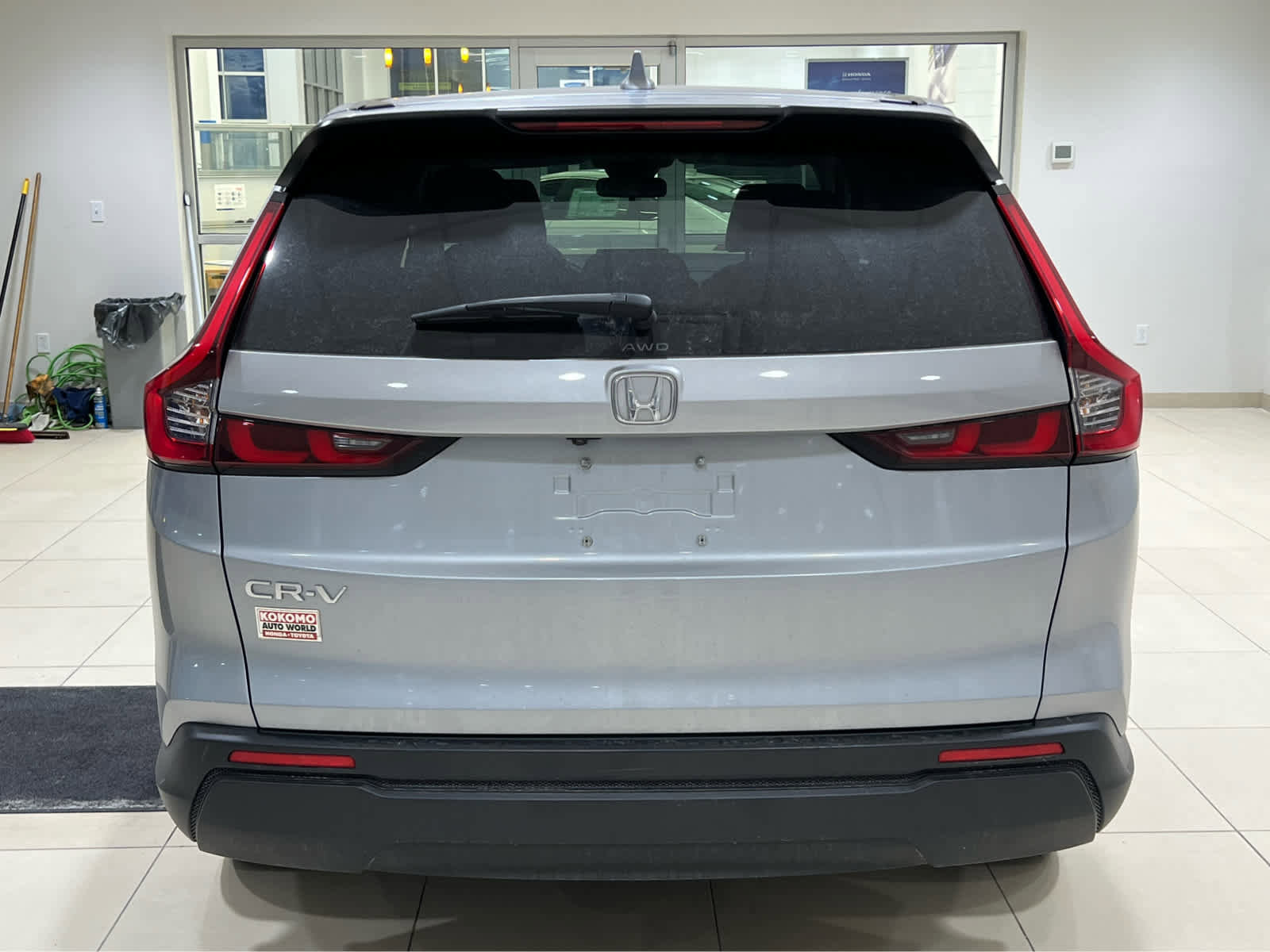 Used 2023 Honda CR-V EX image 5