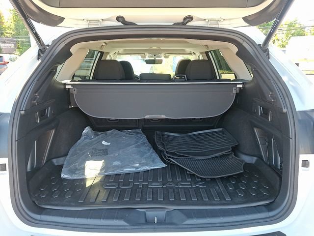 Used 2022 Subaru Outback Premium image 27