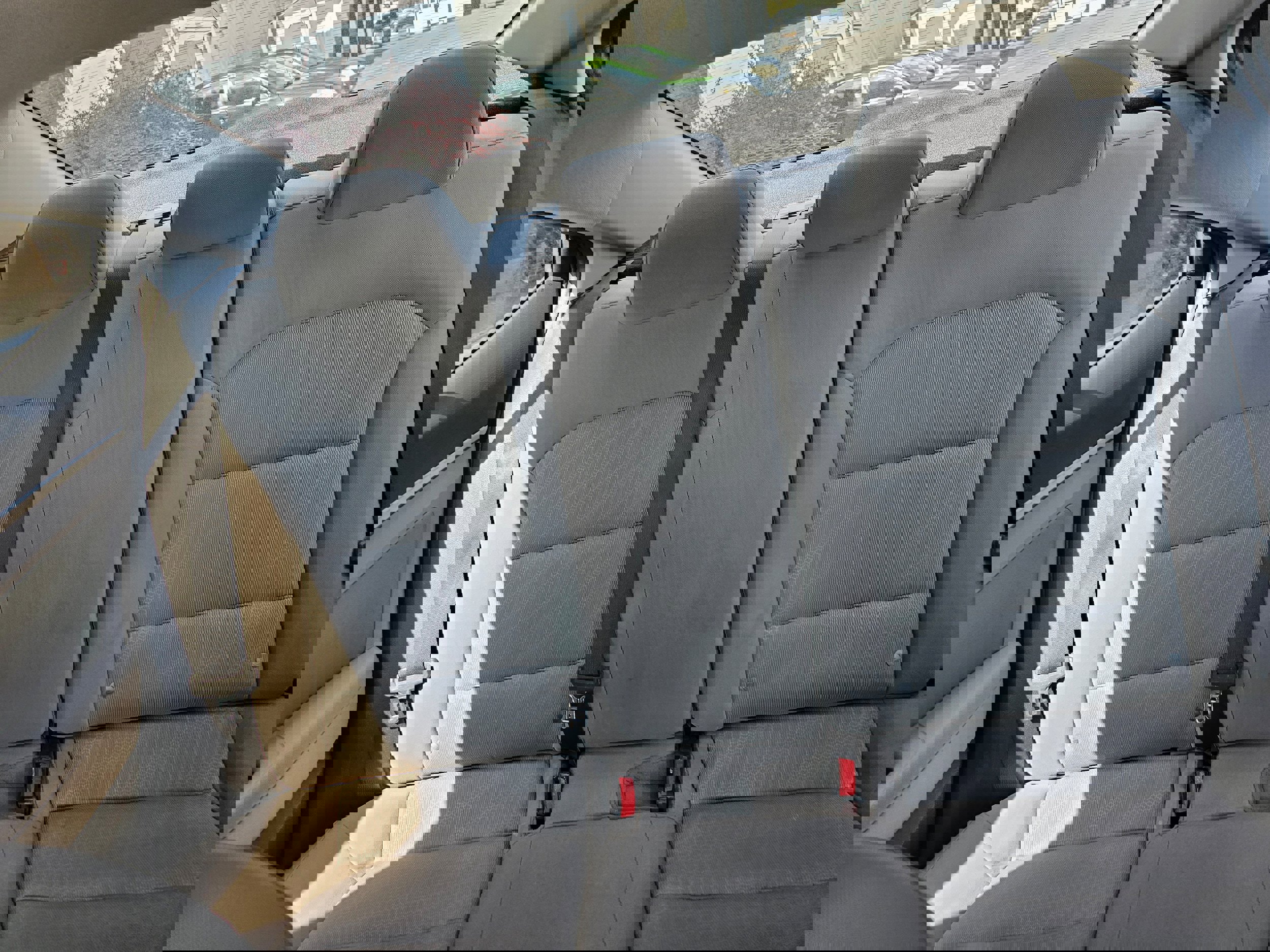 Used 2017 Hyundai Elantra SE image 15