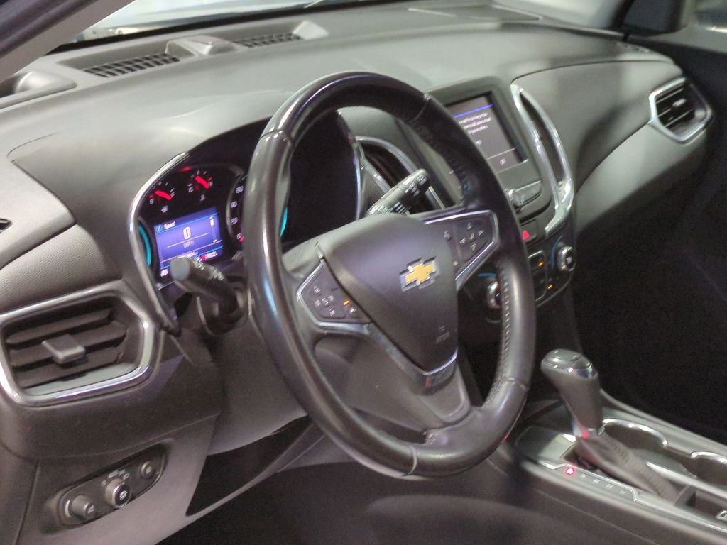 Used 2020 Chevrolet Equinox LT w/ Driver Convenience Package FWD image 12