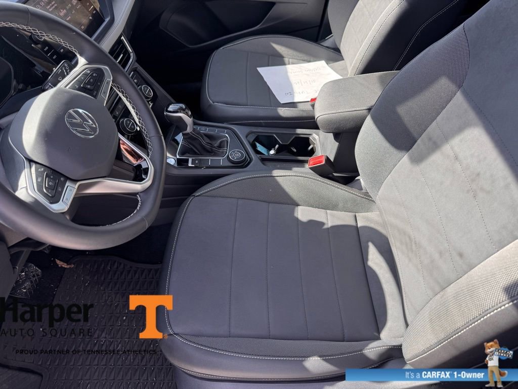 Used 2024 Volkswagen Taos SE image 13