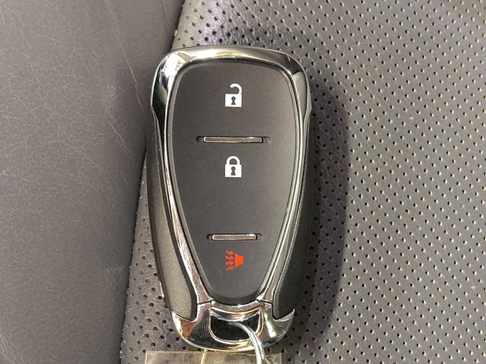 Used 2020 Buick Envision Essence w/ LPO, Cargo Package image 32