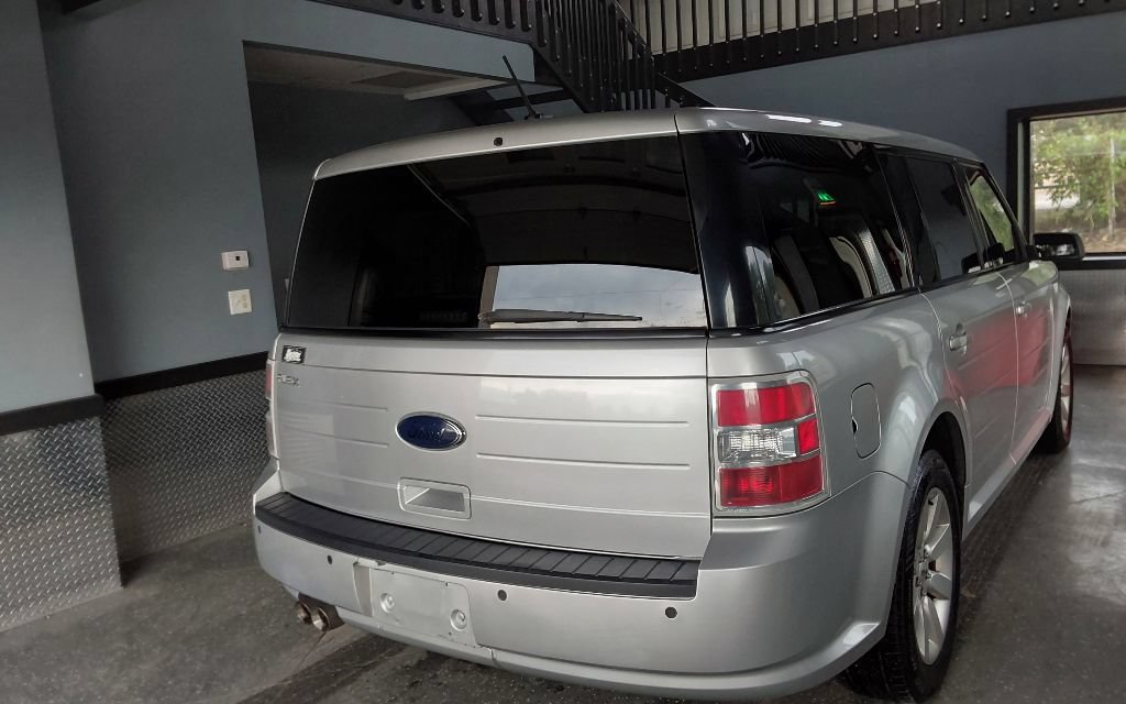 Used 2009 Ford Flex SE FWD image 11