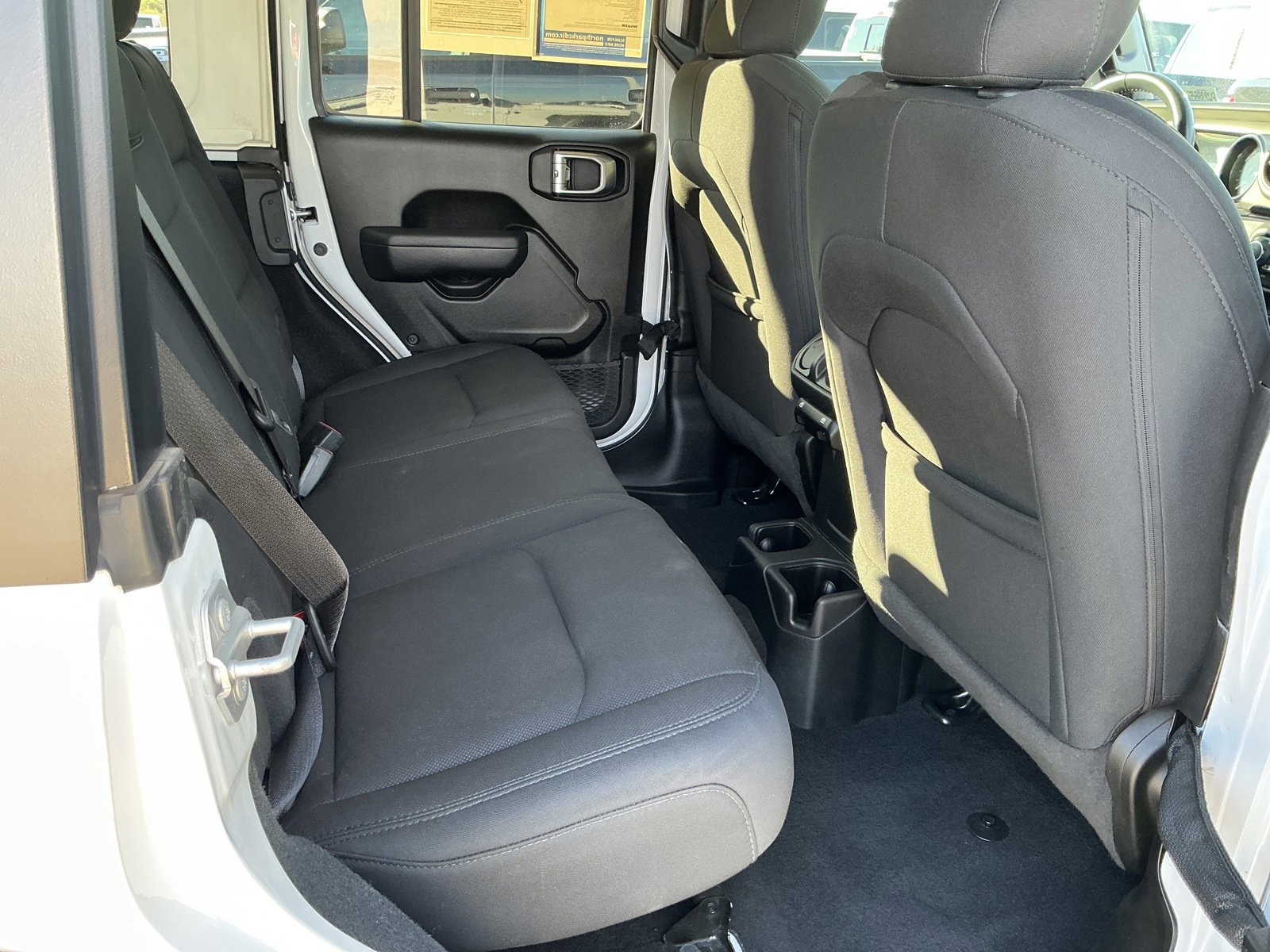 Used 2022 Jeep Wrangler Unlimited Sport image 7