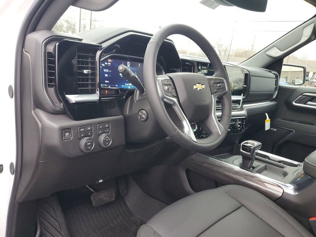 New 2026 Chevrolet Silverado 1500 LTZ w/ Z71 Off-Road Package image 17