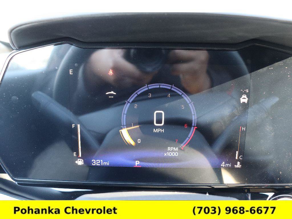 New 2026 Chevrolet Trax RS w/ Sunroof Package FWD image 9