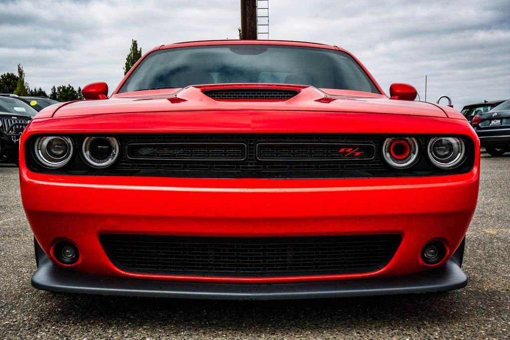 Used 2022 Dodge Challenger R/T w/ Blacktop Package RWD image 5
