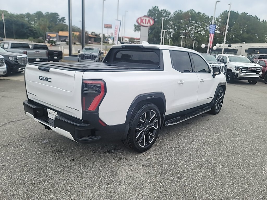Used 2025 GMC Sierra EV Denali AWD/4WD image 9