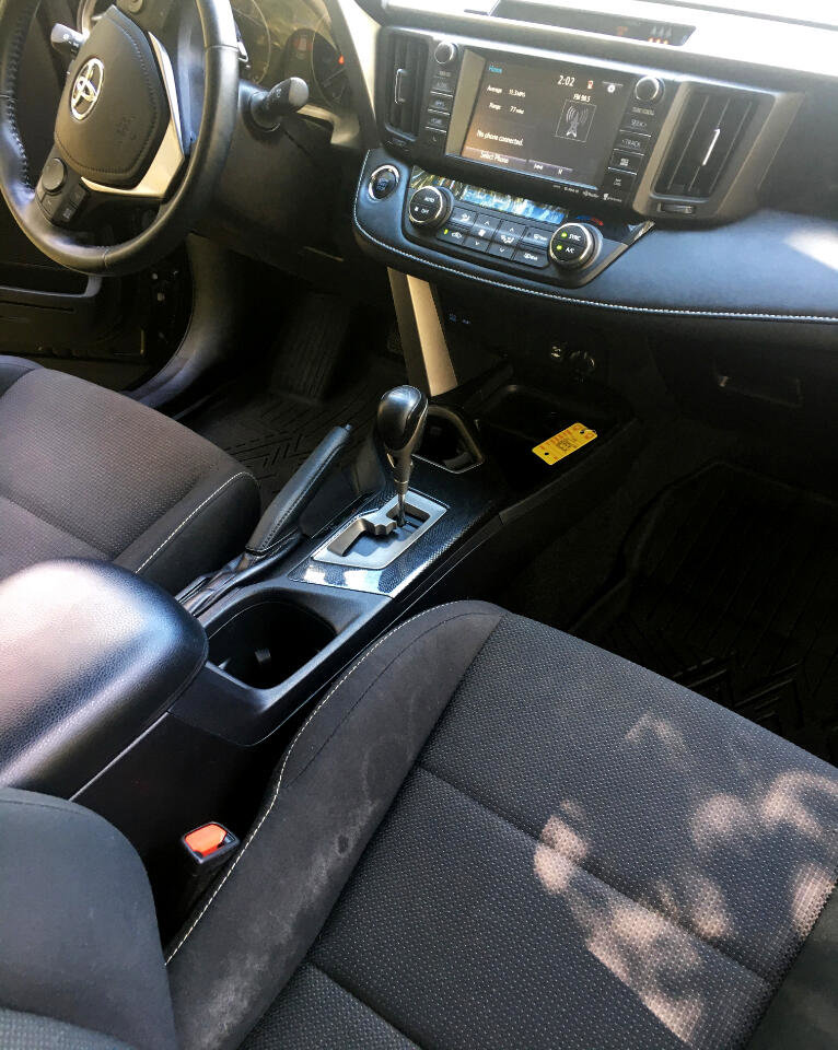 Used 2018 Toyota RAV4 Adventure image 17