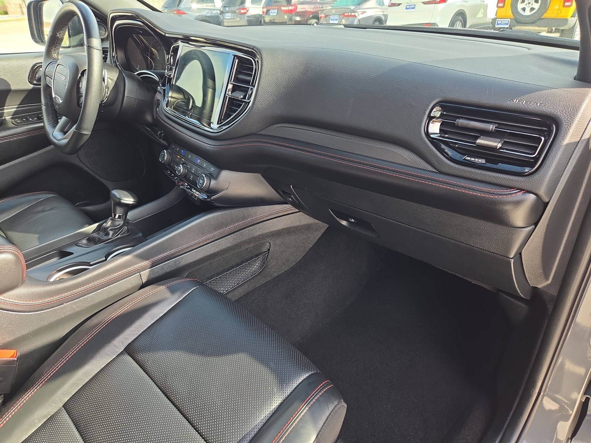Used 2025 Dodge Durango GT image 33