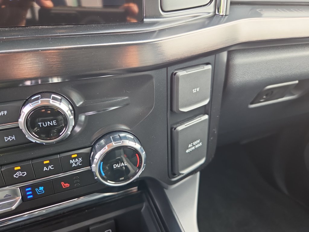 New 2027 Ford F250 Lariat w/ Black Appearance Package AWD/4WD image 38