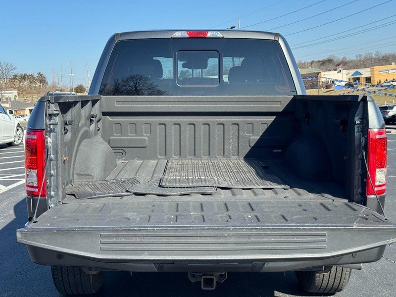 Used 2016 Ford F150 XLT w/ Equipment Group 302A Luxury image 4