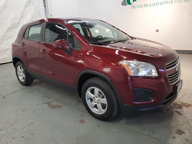Used 2016 Chevrolet Trax LS AWD/4WD image 9