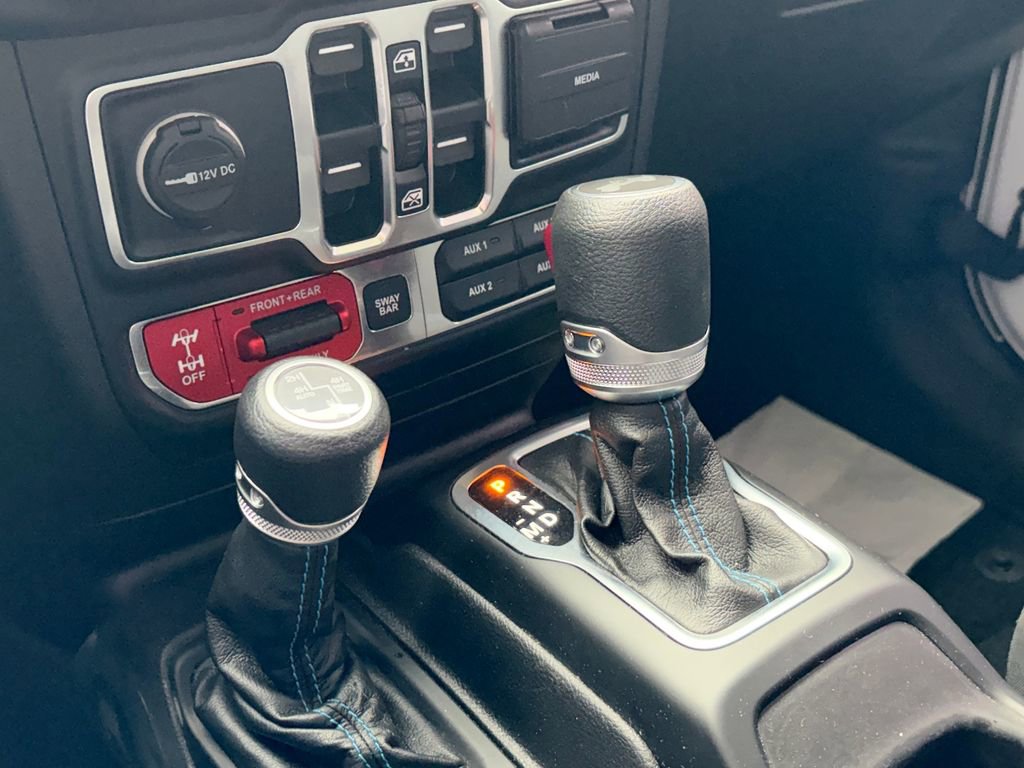 Used 2022 Jeep Wrangler Unlimited Rubicon 4xe image 18