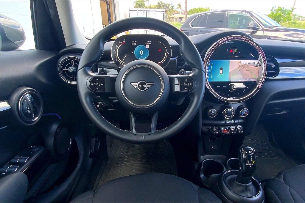 Used 2022 MINI Cooper S FWD image 6