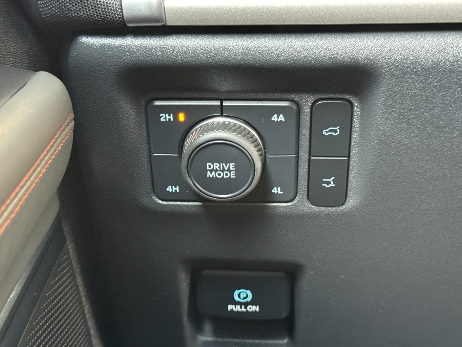 Used 2025 Ford Expedition Max Active AWD/4WD image 34