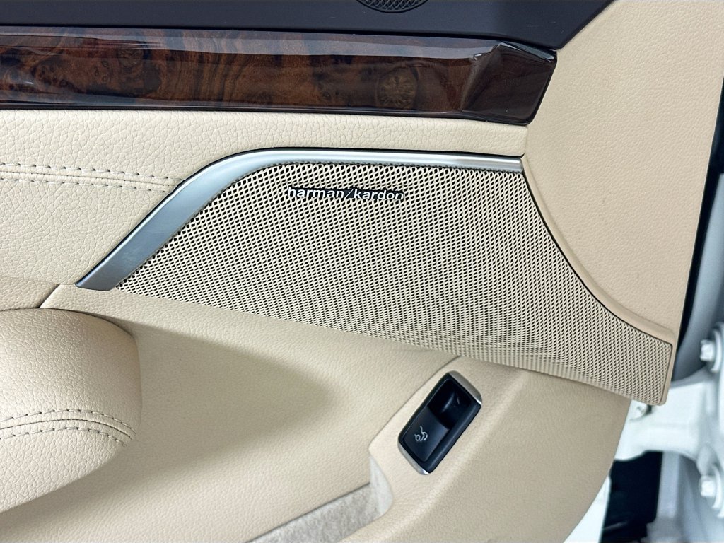 Used 2015 Mercedes-Benz SL 400 image 19