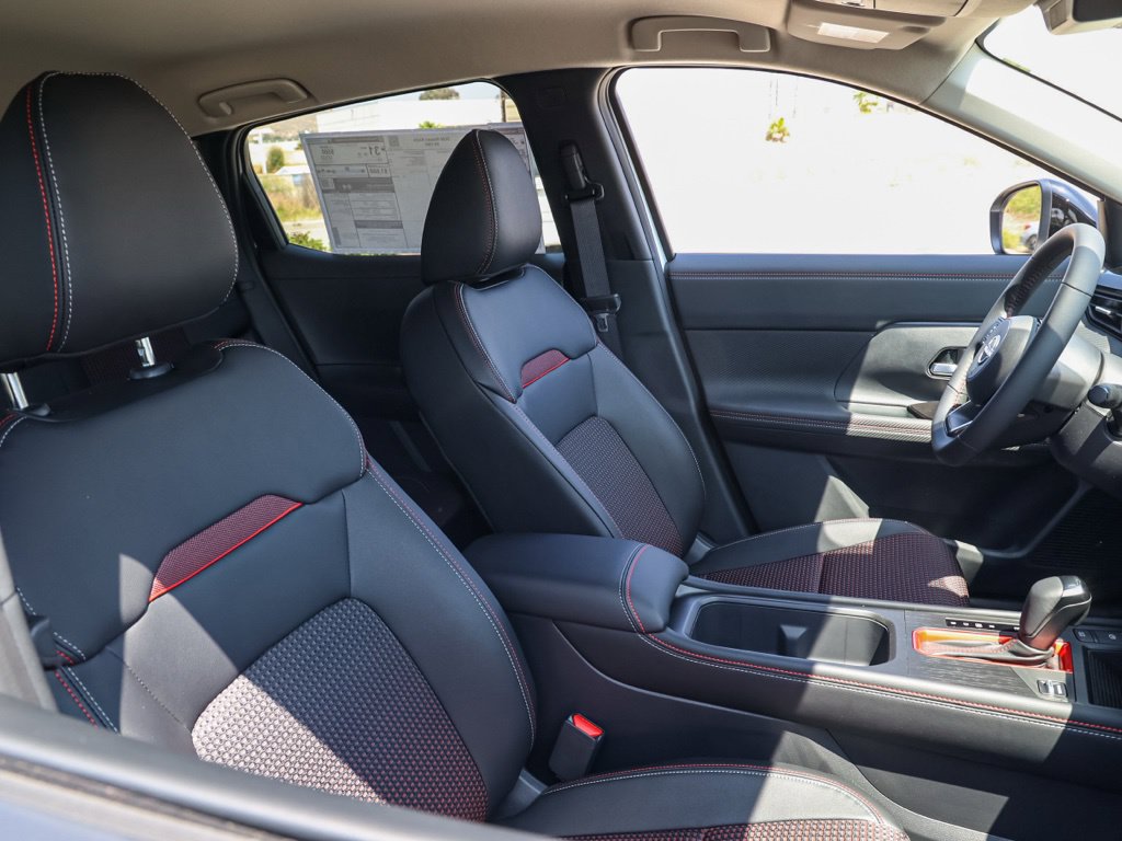 New 2026 Nissan Kicks SR FWD image 22