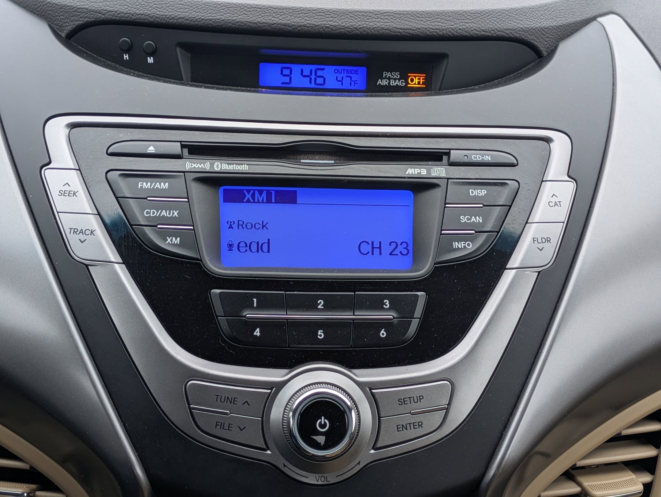 Used 2013 Hyundai Elantra GLS w/ Preferred Pkg image 12