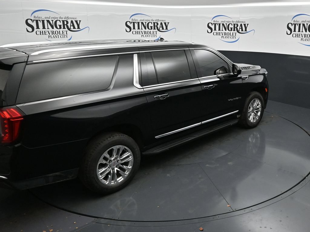 Used 2021 GMC Yukon XL SLT w/ Rear Media and Nav Package AWD/4WD image 24