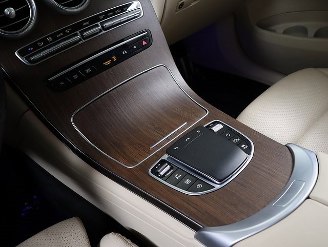 Certified 2022 Mercedes-Benz GLC 300 4MATIC image 24