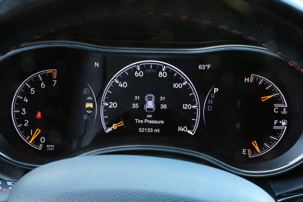 Used 2021 Jeep Grand Cherokee Trailhawk w/ Trailhawk Luxury Group AWD/4WD image 18