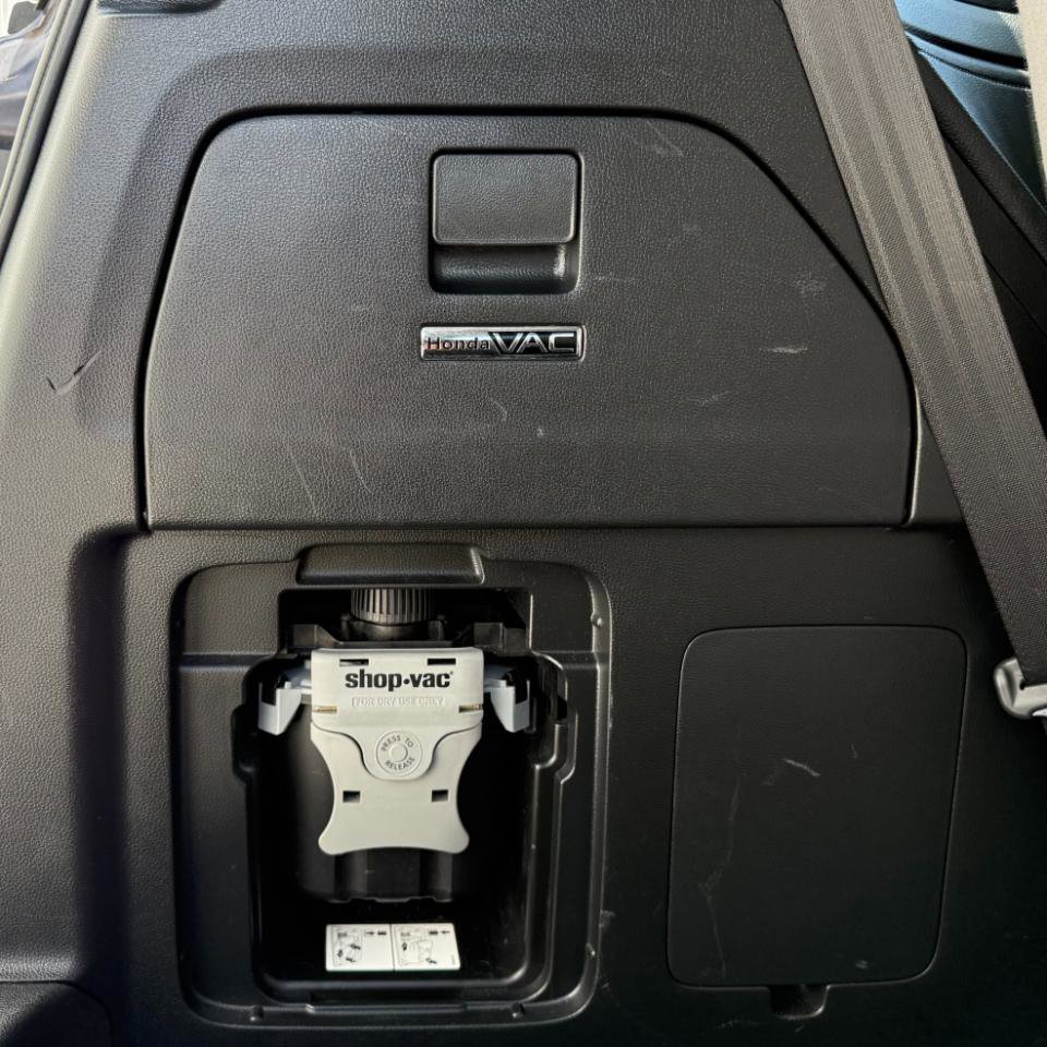 Used 2018 Honda Odyssey Elite image 19