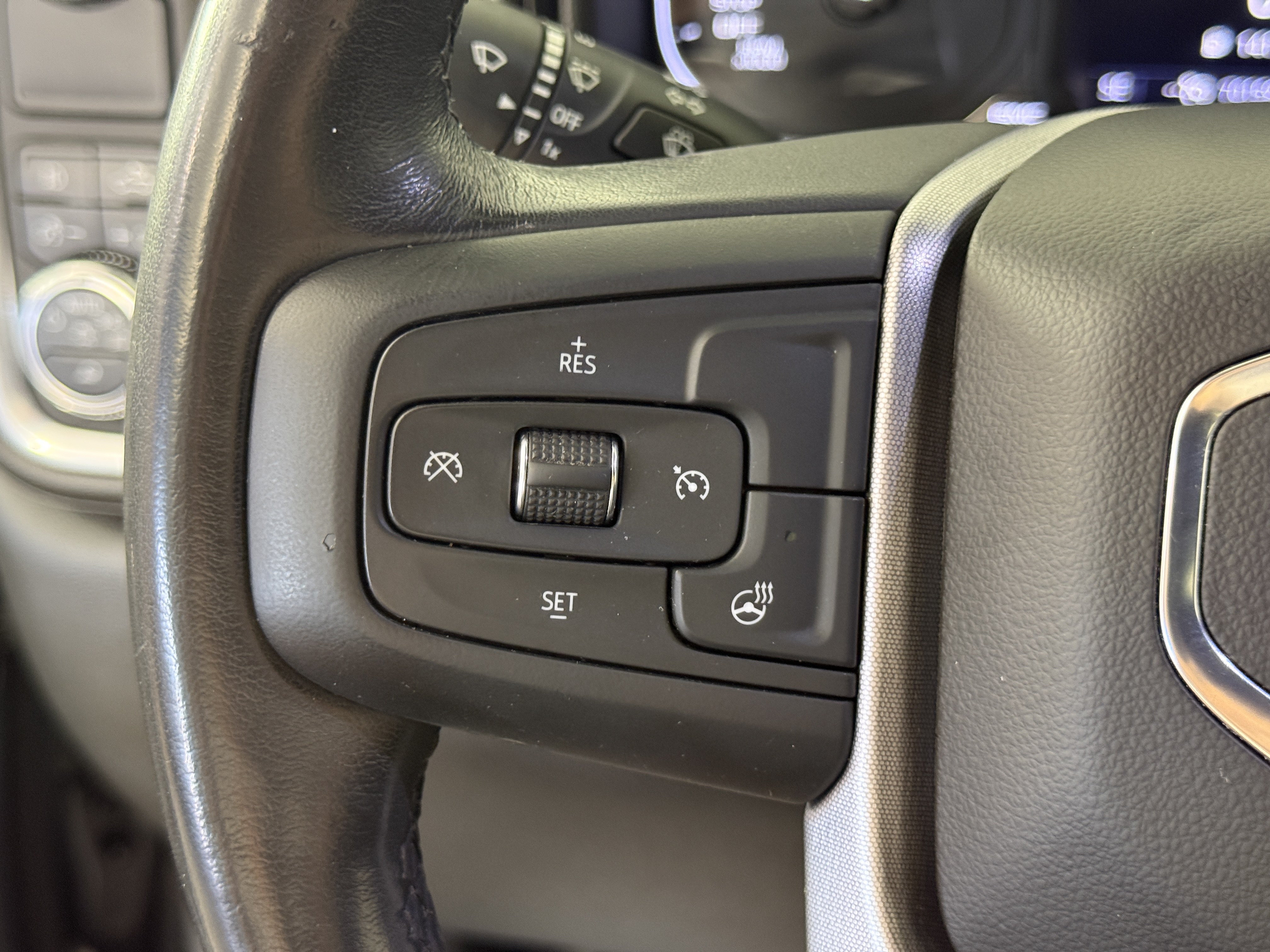 Used 2021 GMC Sierra 1500 SLT w/ SLT Premium Package RWD image 24